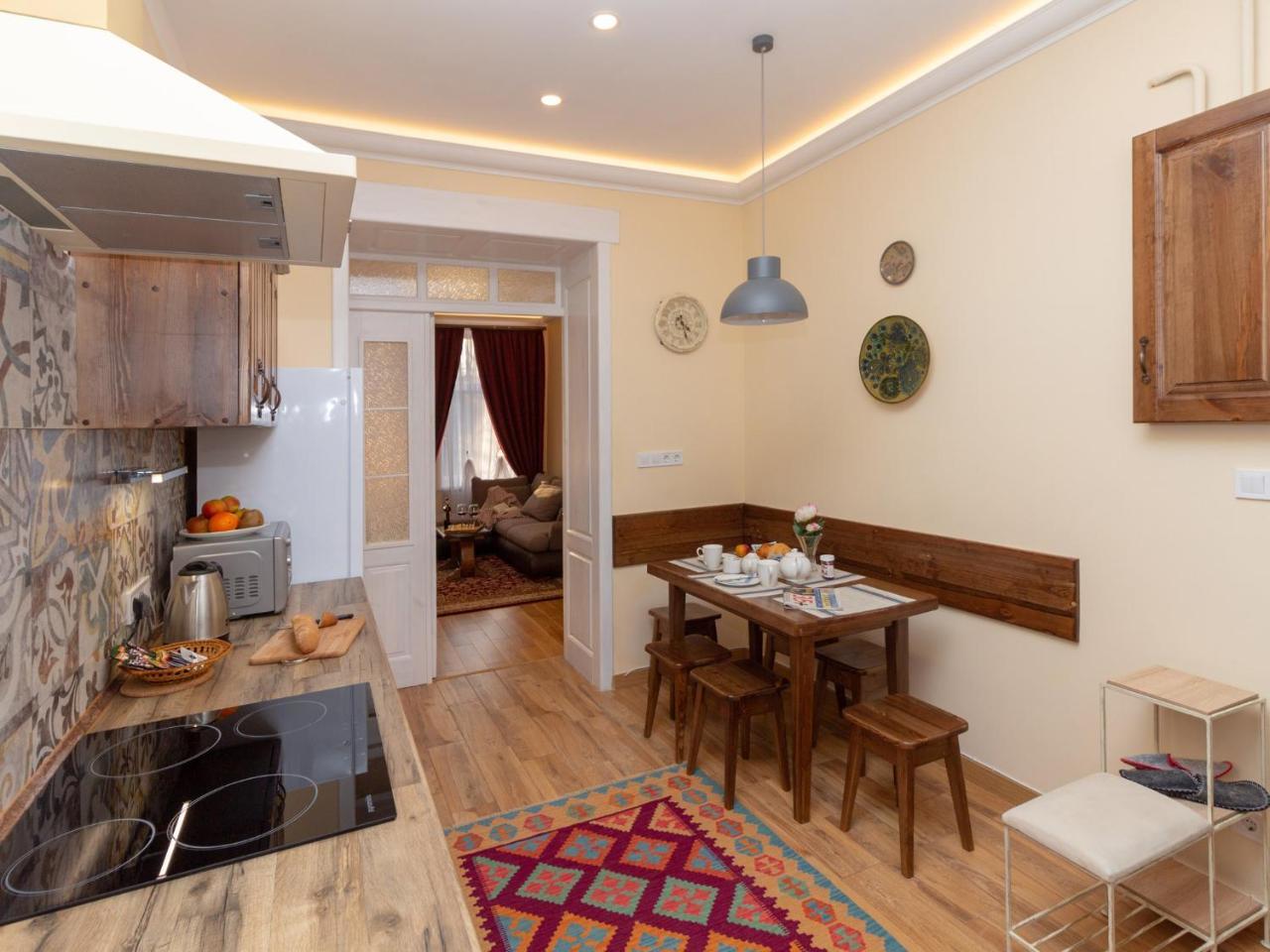 Lviv Suites At Pidmurna St. 20 Екстериор снимка
