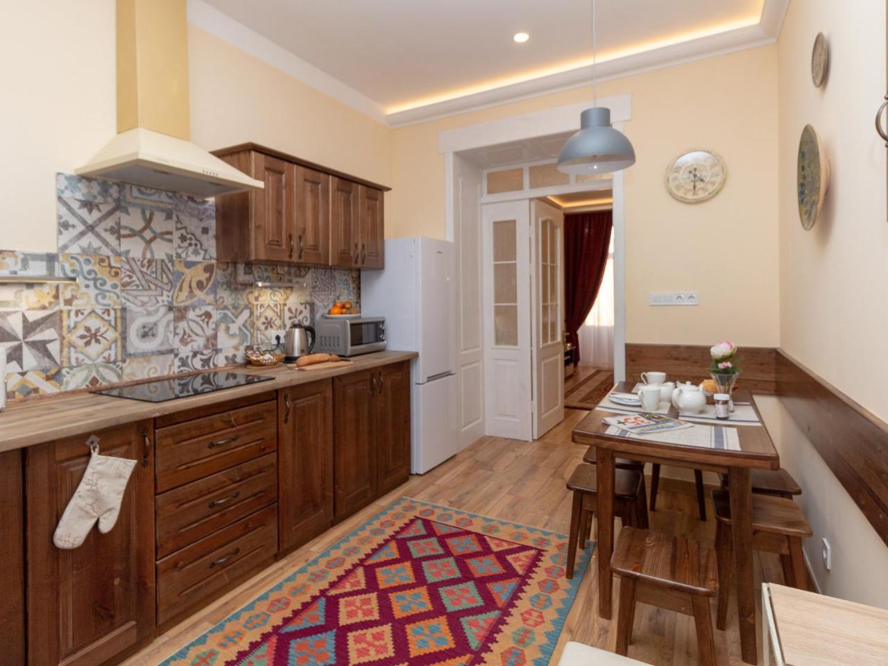 Lviv Suites At Pidmurna St. 20 Екстериор снимка